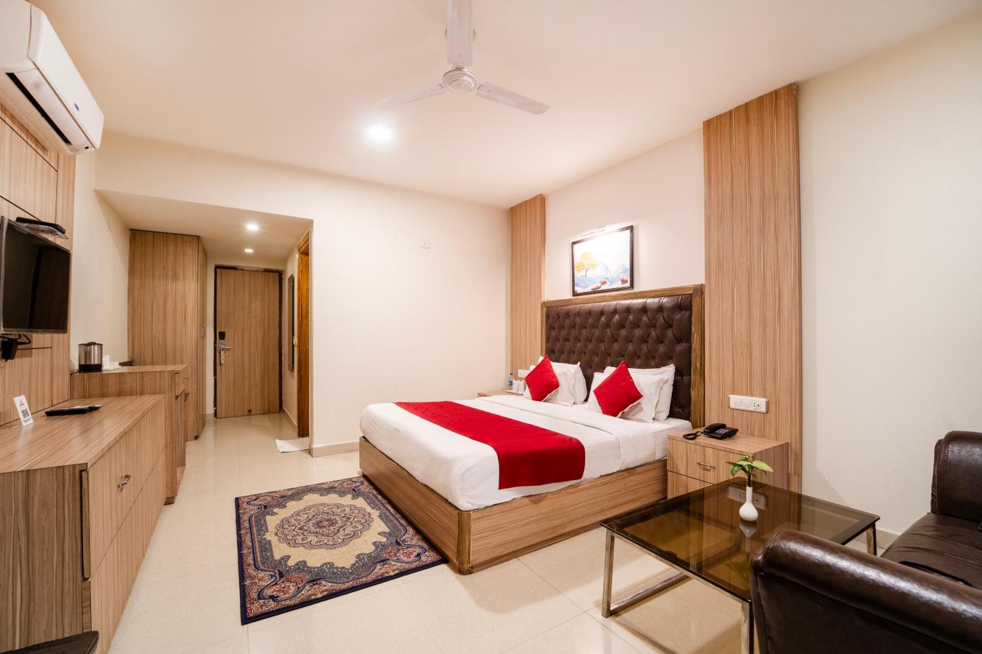 Rama Trident, Katra Hotel Katra  Buitenkant foto
